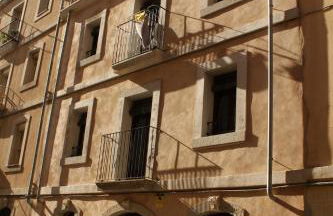 Barcelona Beach Apartments - Photo 6