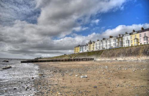Glan y Mor, Sleeps 20, 8 Bedrooms, 8 Bathrooms, Seafront, Criccieth - Foto 78