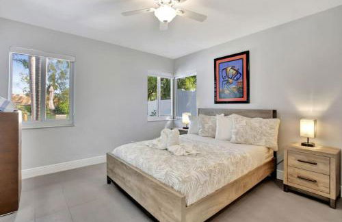 Lakefront Family Fun Home with Private Dock 3BR 2B - Foto 29