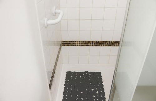 Spacious 2BR for 4 Quiet & Family-Friendly Easy Paris Access - Foto 10