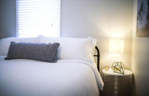 Sleeps 10! Minutes to Parris Island & Downtown - Photo 25