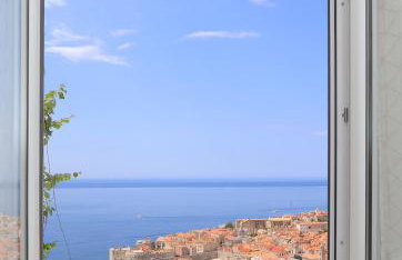 Exclusive Old Town and Sea View Apartments - Photo 2