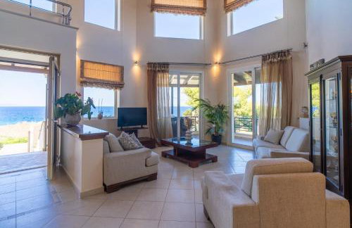 Kondarini Sea View Villa, Just 290m from the beach, by ZanteWize - Foto 21