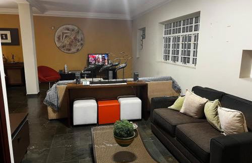 The grey house centrally located - Foto 14