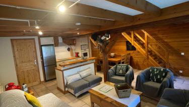 Le CHAL HEUREUX bel appartement dans vieille ferme de montagne rénovée - Foto 3