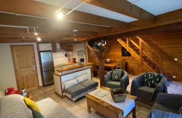 Le CHAL HEUREUX bel appartement dans vieille ferme de montagne rénovée - Foto 3