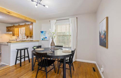 The Magnolia Manor 4BR Greenway Retreat - Photo 14