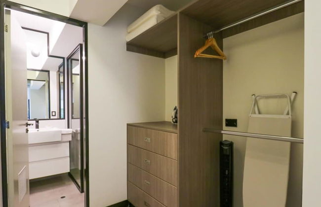 w Modern 1BR in San Isidro - Photo 16