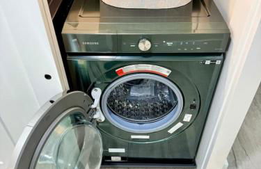 Newest Cottage Downtown. Pet Yes - Photo 20