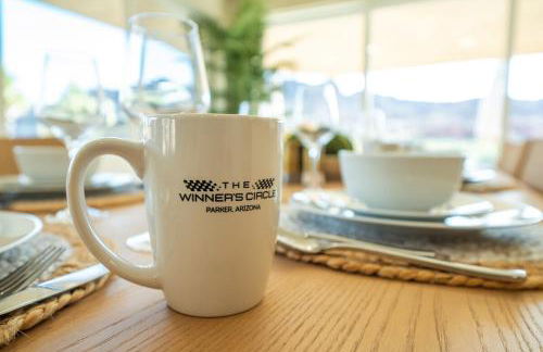 New Luxe Riverfront Home, Launch & Dock, Gamerooms - Foto 8