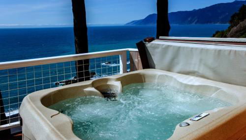 Gorgeous Oceanview, by OceanviewHotTubs Oceanfront! Shelter Cove, CA Tesla EV Station - Foto 2