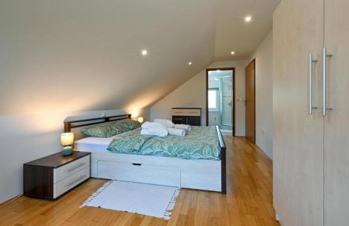 Awesome Home In Ivanec With Wi-Fi - Foto 22