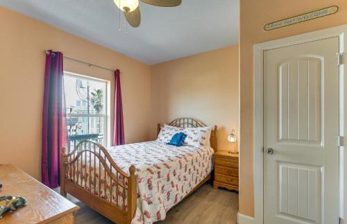 Steps to Crystal Beach! Family and Pet-Friendly Home - Foto 8