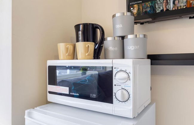 Spacious Double Bed With Sofa Bed In Isleworth TW7 - Foto 10