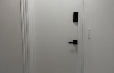 Stylish 3BR Revere Home Sleeps 8 Near Boston, Revere Beach and Airport - Foto 16