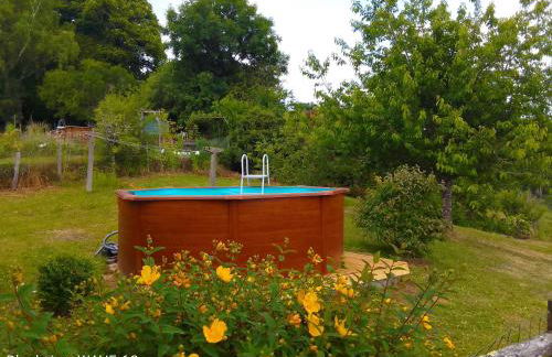 Cottage by the Chateau with pool in National Parc - Foto 2