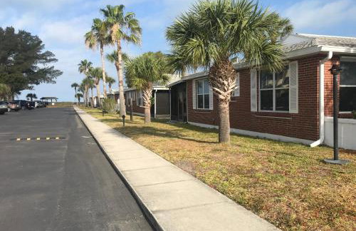 Beachfront Venice Casa de Villa - Photo 1