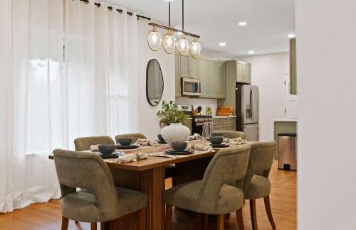 New Elmhurst Gem - Game Room & Amazing Yard - Foto 4