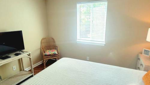 Q16 Comfortable 2 BR, 2 BA second level in Ocean Walk - Foto 3