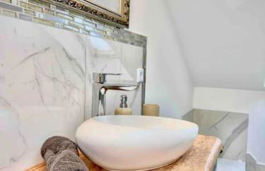 Sonnige Dachgeschoss-Oase! - Foto 12