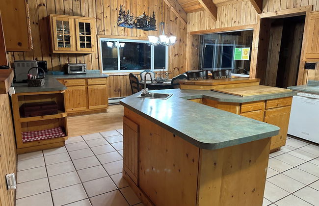 Mount Peale Country Inn and Cabins - Photo 63