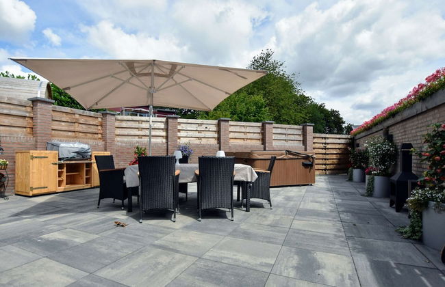 Luxury House in South Limburg Near Forest - Photo 45