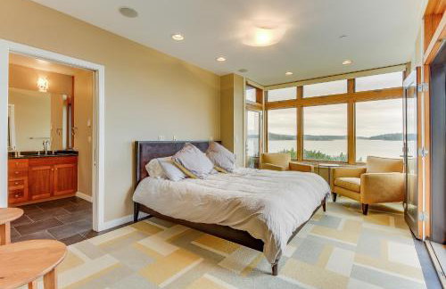 Fidalgo Island Waterfront Stunner - Photo 27