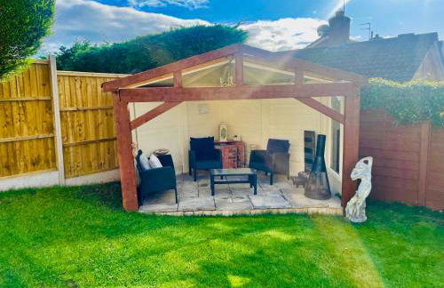 Ivys End Boutique Chic Manor Cottage Elegant & Sophisticated Retreat in Loughborough offering 3bedrooms - Foto 51