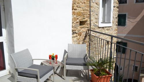 La Torretta di Piero con terrazzi e parcheggio privato Citra zero zero ottanta 31LST0282 - Foto 4