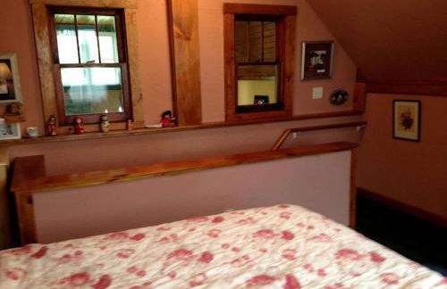 Delightful Guest House Cabin in the Adirondacks - Foto 15