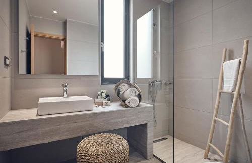 Aguacate Ioni with heated private swimming pool - Foto 32