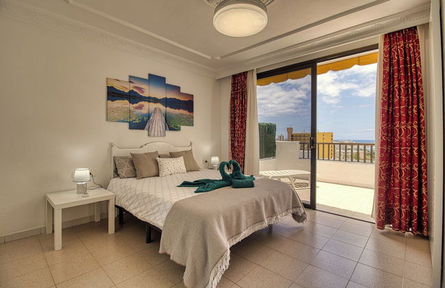 Apartment - Sleeps 4 - Jacuzzi - Terrace - Pool - Foto 1