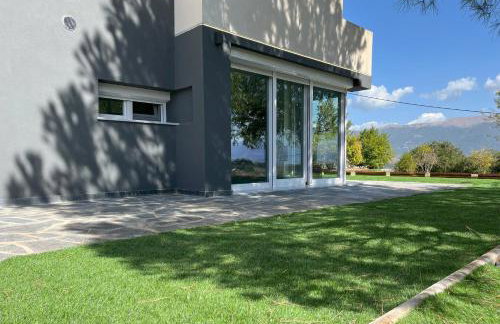 Modern Garden Apartment - City & Mountain View - Foto 35