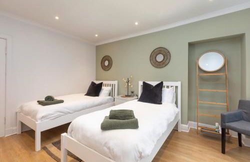 The Edinburgh Meadows Apartment - Photo 18