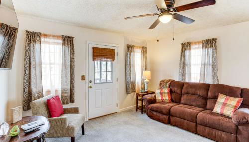 1 Mi to Lake Murray Pet-Friendly Home with Deck - Foto 5