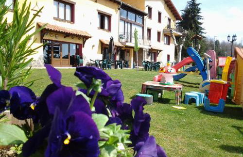 Apartamentos Els Ocells - Photo 2