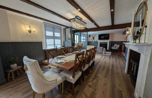 A historic Pub with a modern twist - The Greyhound - Foto 30