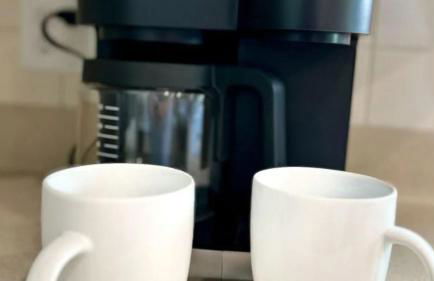 Lakefront Home w Pool, Dock, Fire Pit & Game Room Sip, Sip Away by Avantstay - Foto 60