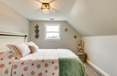 Coastal Charmer Less Than 1 Mi to South Kingstown Beach - Photo 22