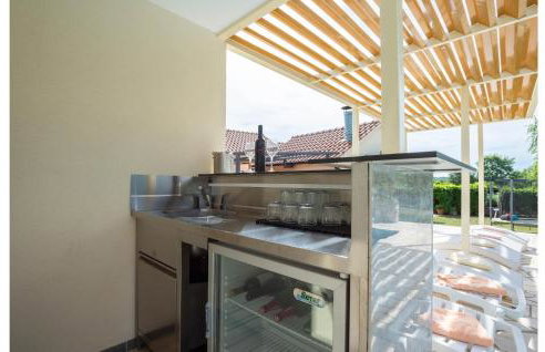 Cozy Home In Vojnic Sinjski With Sauna - Photo 30