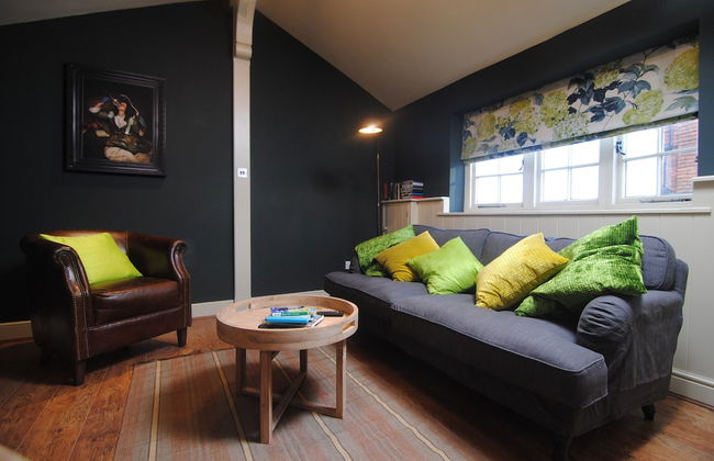 Courtyard Cottages Lymington - Foto 16