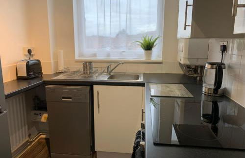 Modern Cosy Warm Home With Free Parking - Foto 9