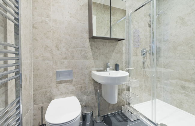 Henrietta Suites City Centre - Photo 70