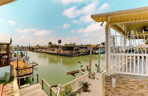 Long Island Village Unit 214 - Foto 1