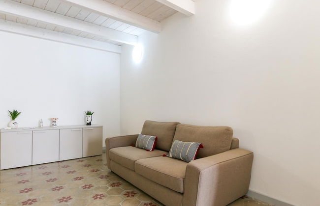 Welcomely - Xenia Boutique House 5 - Photo 13