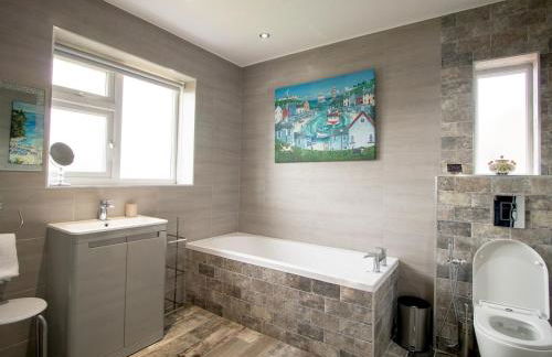 Welcoming Family Home - Pass the Keys - Foto 9