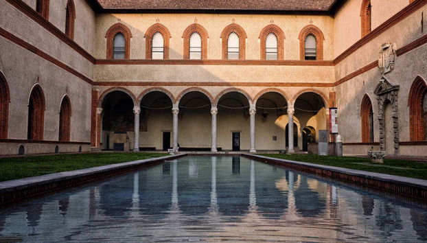 Guided Tour of Castello Sforzesco - Foto 2