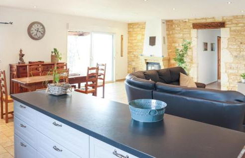 Cozy Home In Orgnac-L'aven With Wifi - Foto 7