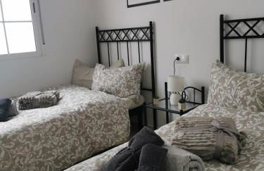 Gregorys Poolside Villa - Foto 8