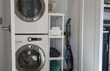 Spacious Condo Downtown Traverse City - Foto 11